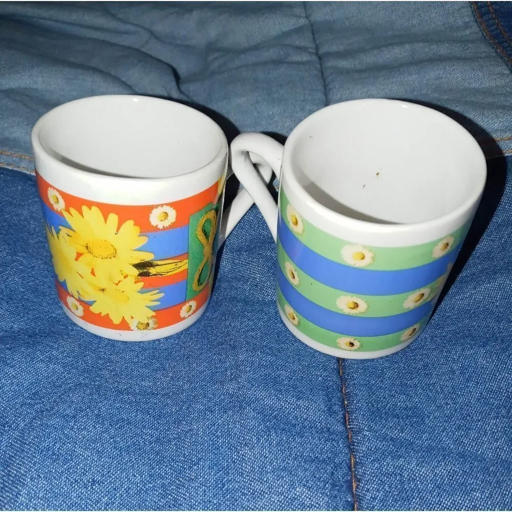 ×6 Tea Cups - Picture 6 of 16